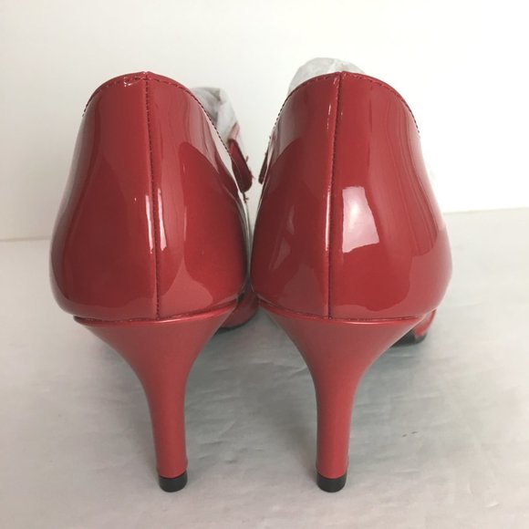 6.5W 6.5 WIDE Life Stride Suki Fire Red Patent Faux Leather Asymmetrical Heels - Picture 8 of 16